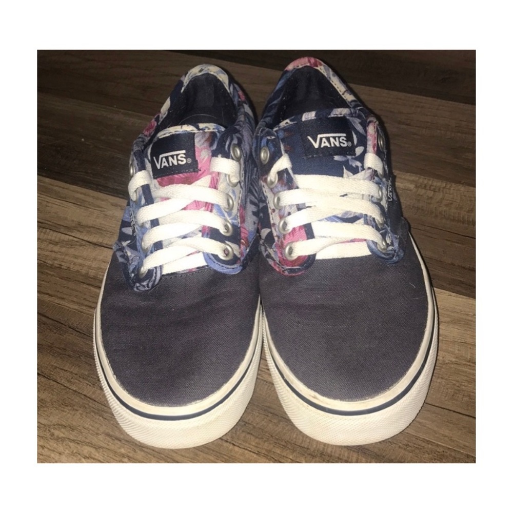 Vans tropical leaves